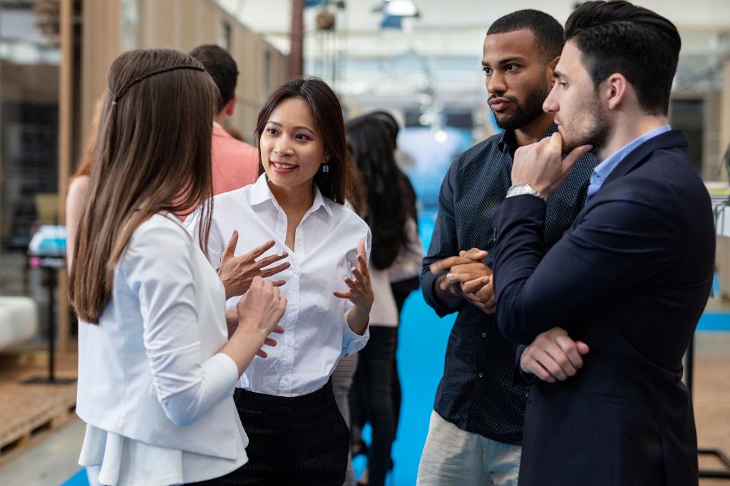 Networking e conexões profissionais