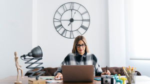 Gestão de tempo: como conciliar estudo, estágio e vida pessoal